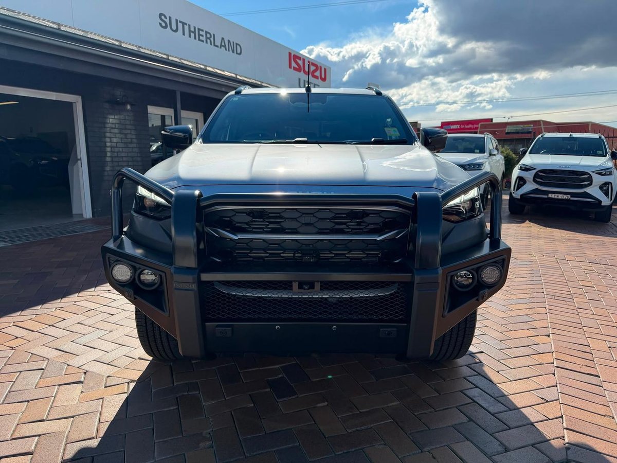 2026 Isuzu MU-X LS-T MY25.5 4X4 Dual Range image 3