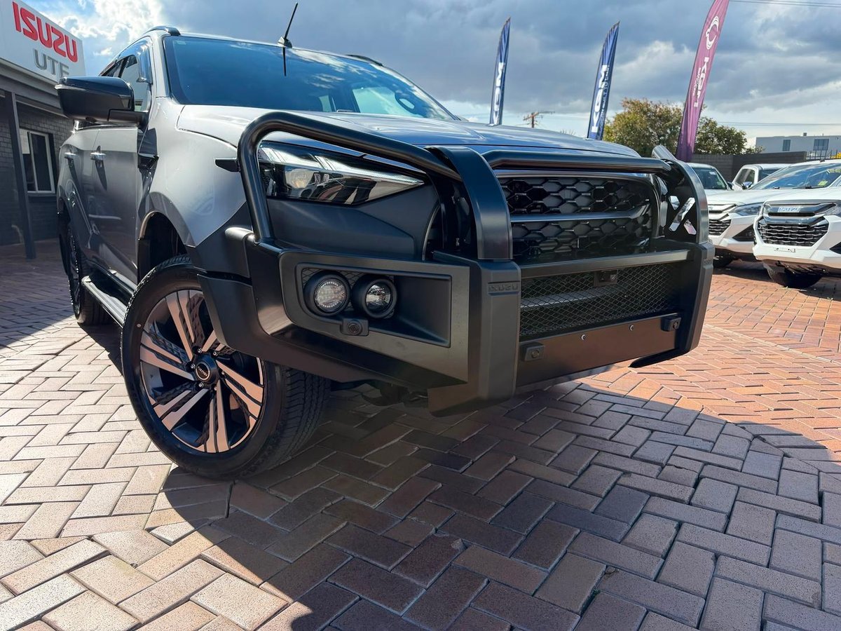2026 Isuzu MU-X LS-T MY25.5 4X4 Dual Range image 5