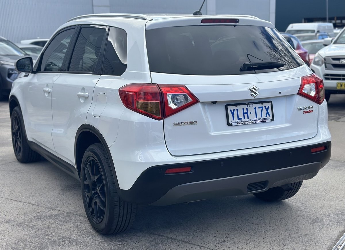 2016 Suzuki Vitara S Turbo LY image 10