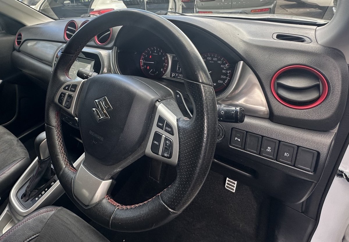 2016 Suzuki Vitara S Turbo LY image 14