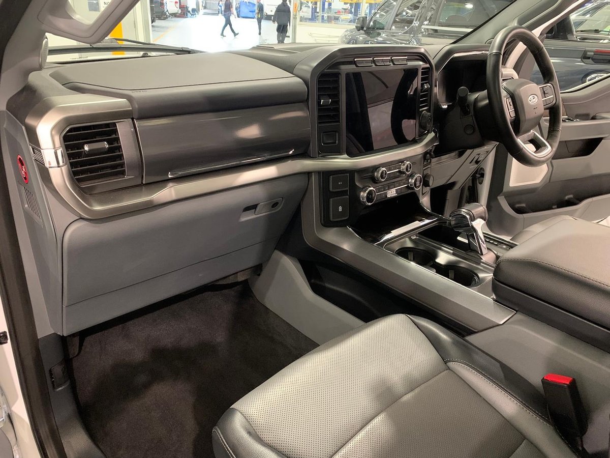2023 Ford F-150 Lariat MY23 4X4 Dual Range image 12