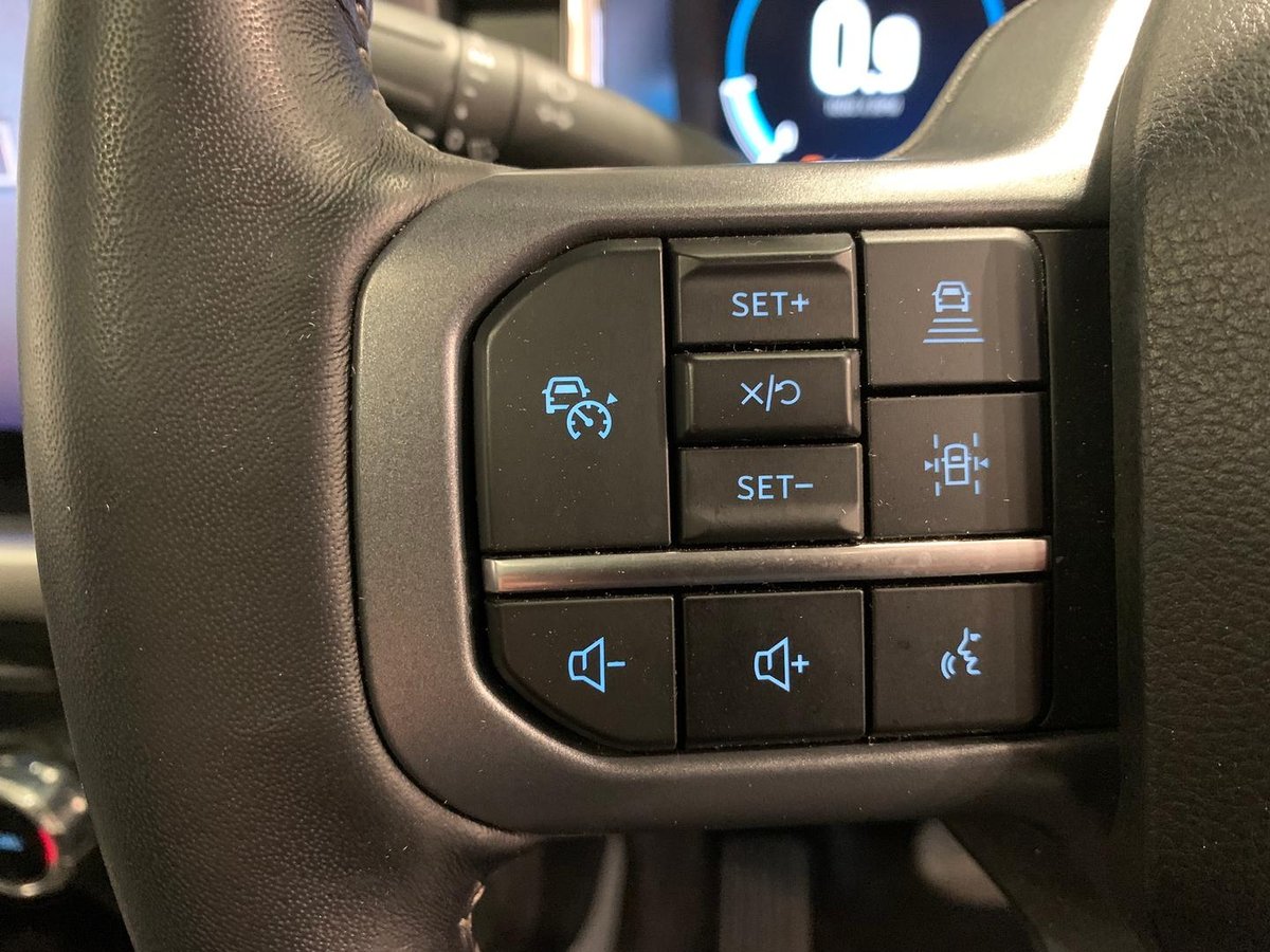 2023 Ford F-150 Lariat MY23 4X4 Dual Range image 16