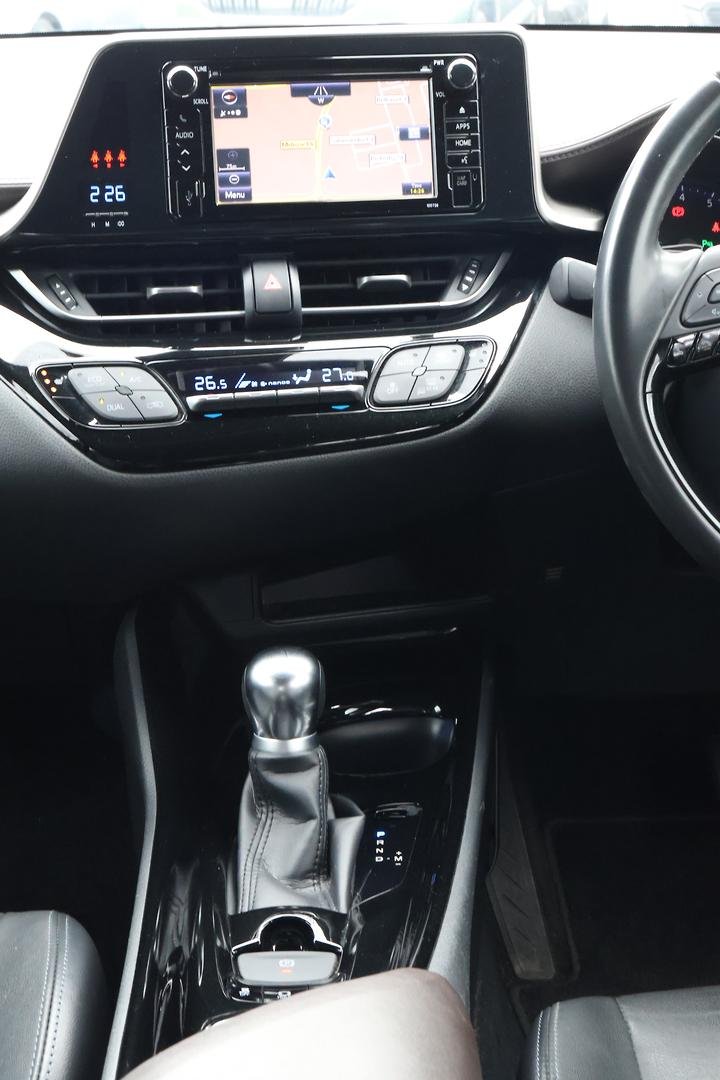 2019 Toyota C-HR Koba NGX50R AWD image 17