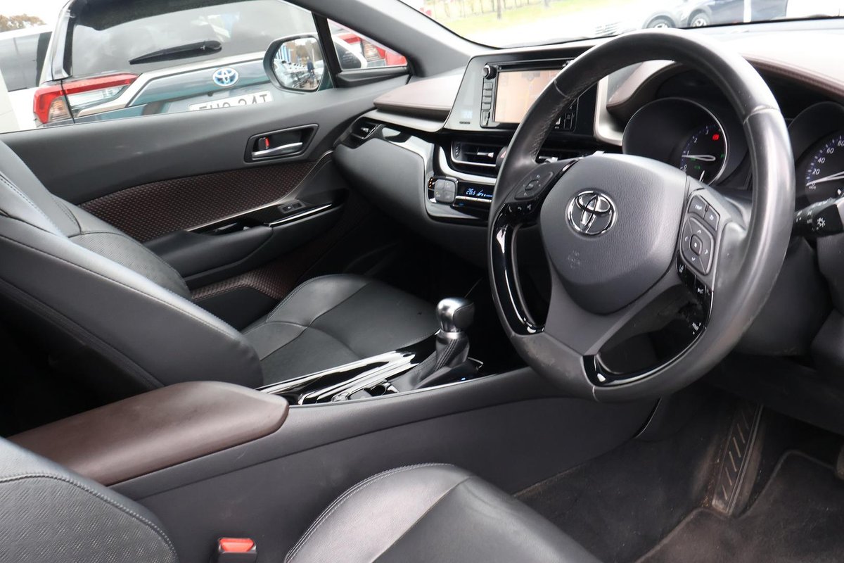 2019 Toyota C-HR Koba NGX50R AWD image 7
