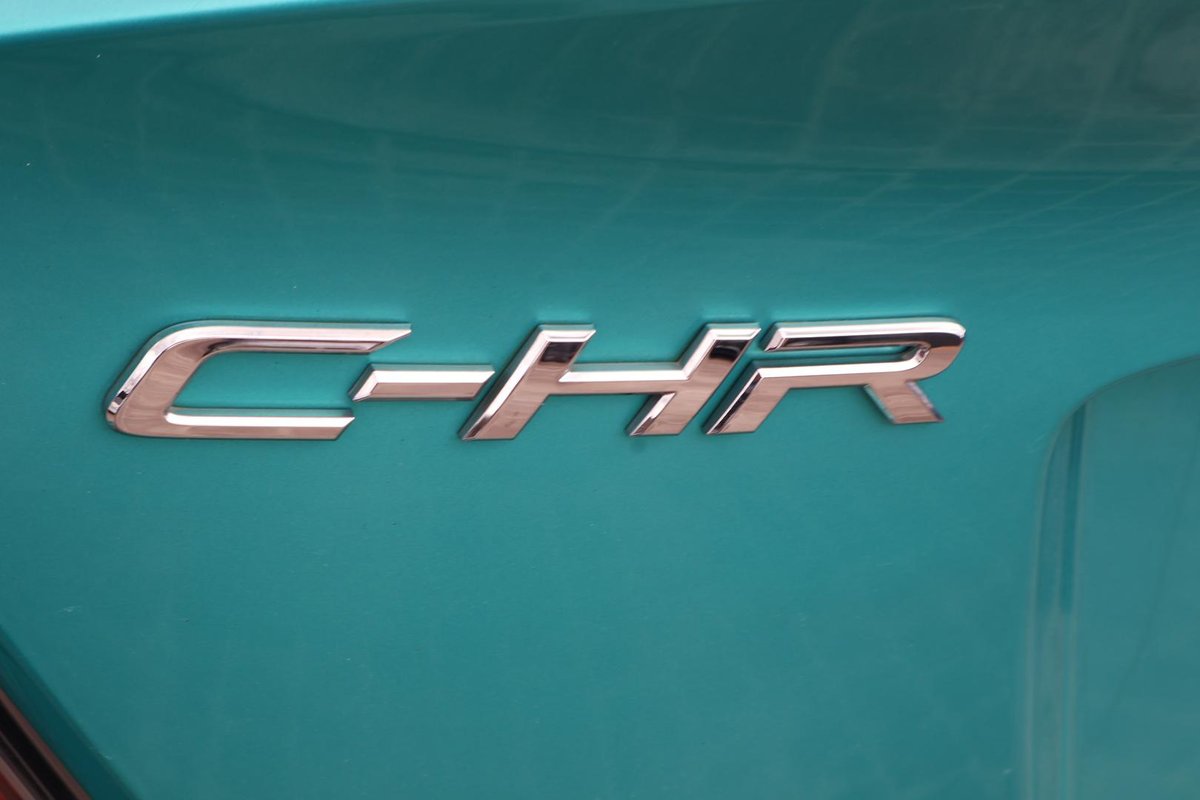 2019 Toyota C-HR image 28