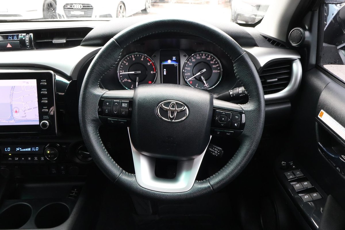 2023 Toyota Hilux SR5 GUN126R 4X4 Dual Range image 9