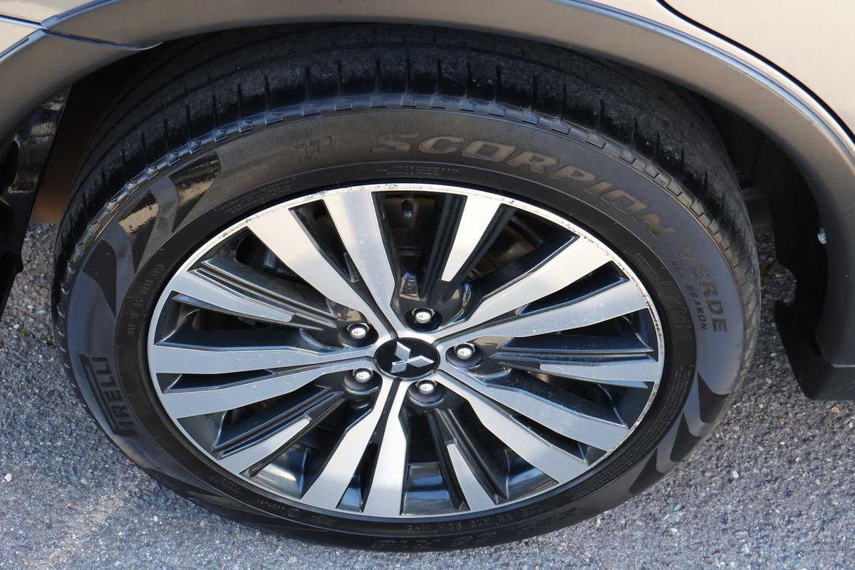 2019 Mitsubishi Outlander LS ZL MY20 image 27