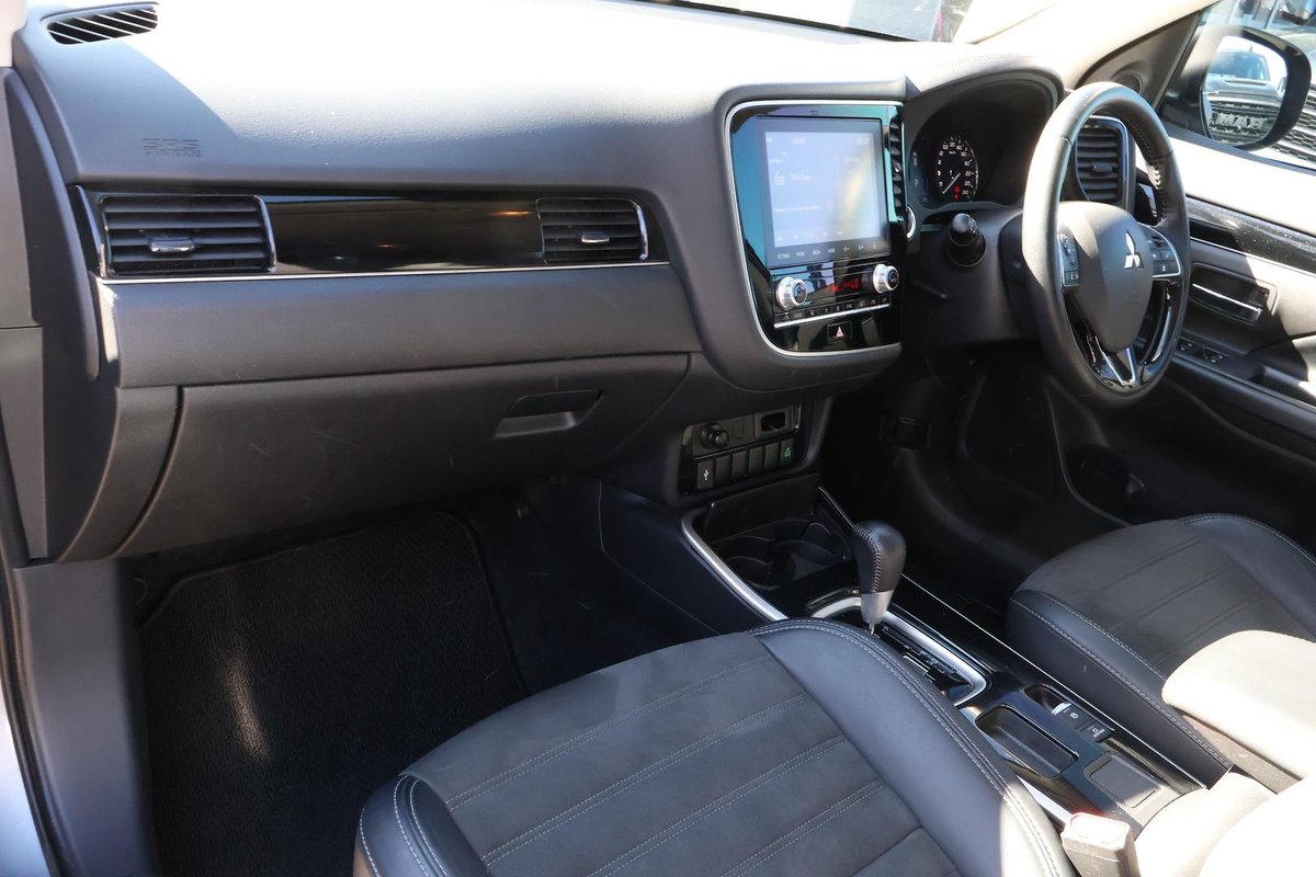 2019 Mitsubishi Outlander LS ZL MY20 image 24