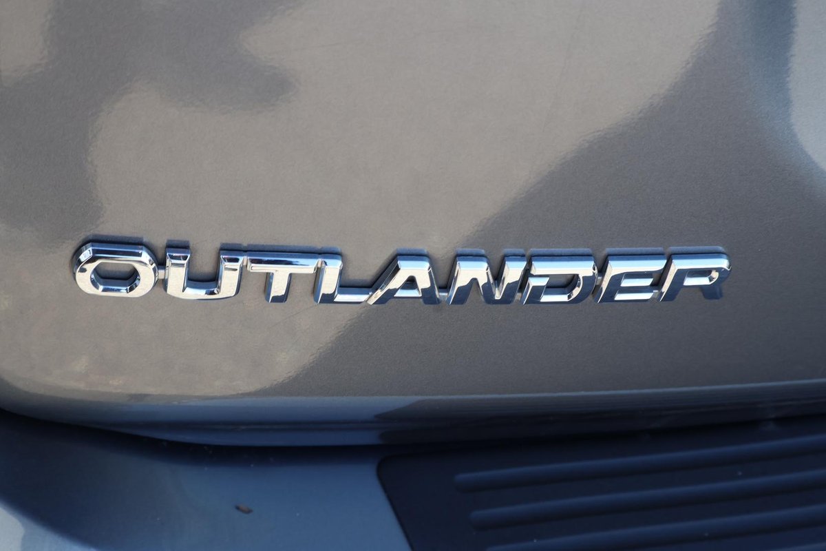 2019 Mitsubishi Outlander LS ZL MY20 image 29