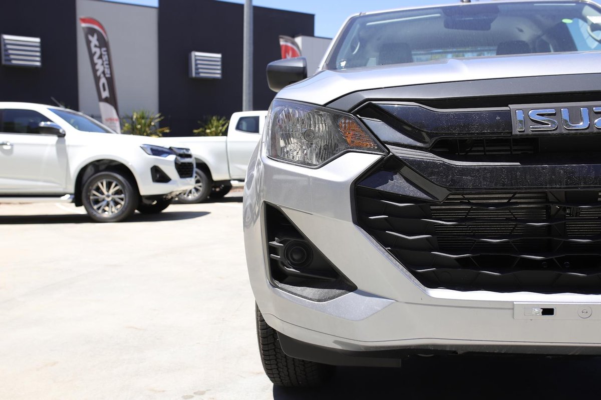 2025 Isuzu D-MAX SX MY25.5 4X4 Dual Range image 11