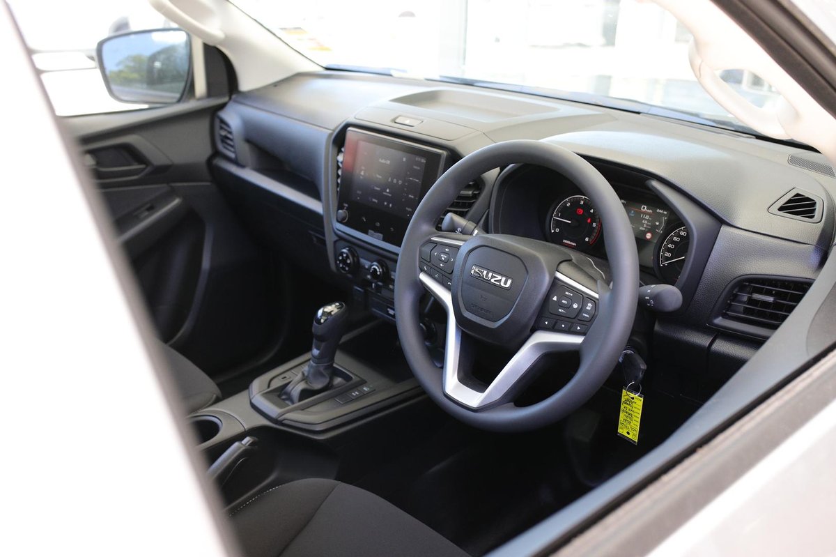2025 Isuzu D-MAX SX MY25.5 4X4 Dual Range image 19