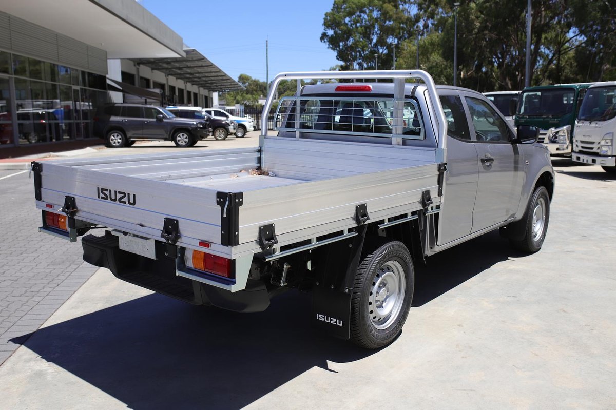 2025 Isuzu D-MAX SX MY25.5 4X4 Dual Range image 8