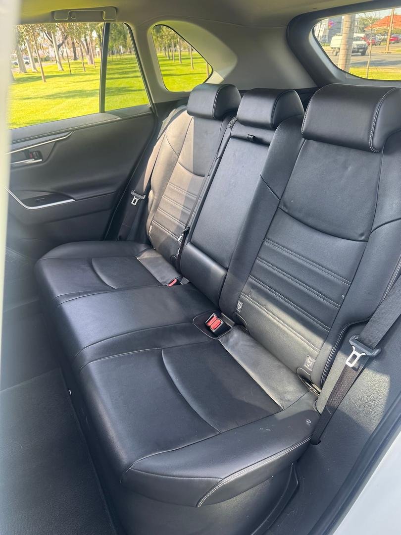 2020 Toyota RAV4 Cruiser AXAH52R image 13