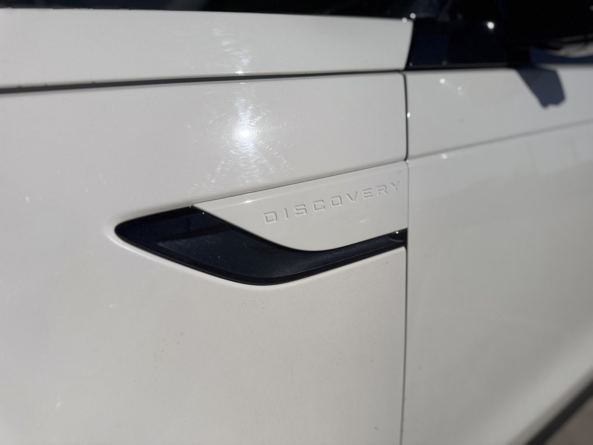 2021 Land Rover Discovery D300 R-Dynamic SE Series 5 MY22 4X4 image 13