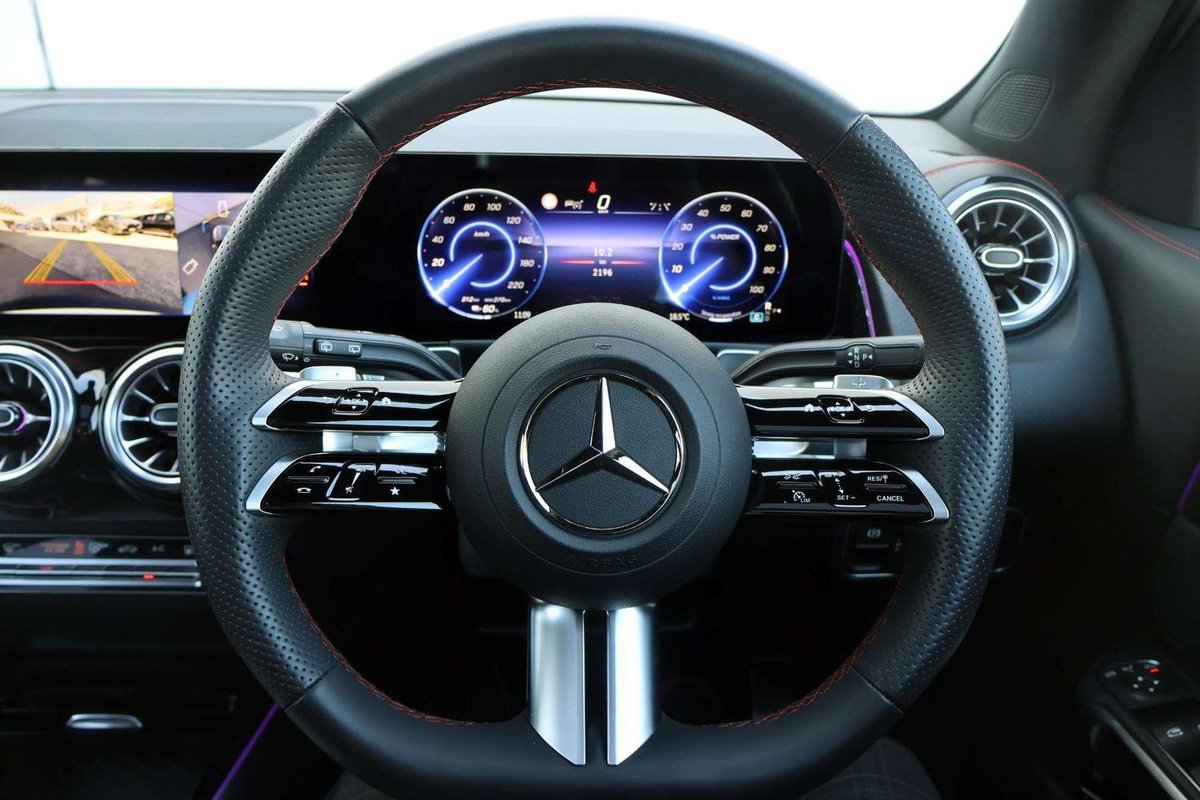 2025 Mercedes-Benz EQB 250+ X243 image 28