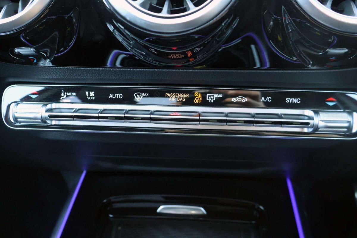 2025 Mercedes-Benz GLA-Class GLA250 H247 Four Wheel Drive image 24