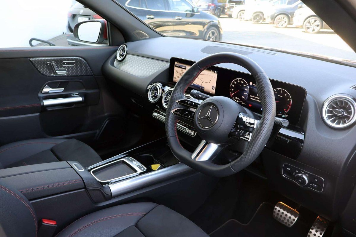 2025 Mercedes-Benz GLA-Class GLA250 H247 Four Wheel Drive image 7