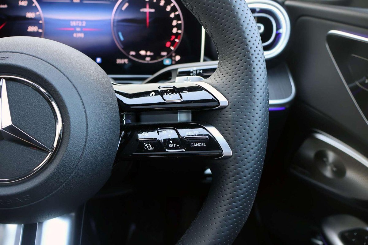 2025 Mercedes-Benz C-Class C350 e W206 image 25