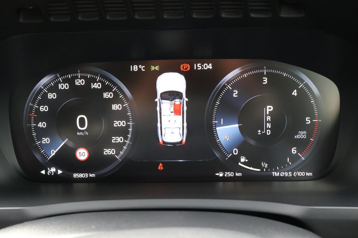 2018 Volvo XC90 D5 R-Design MY18 AWD image 15