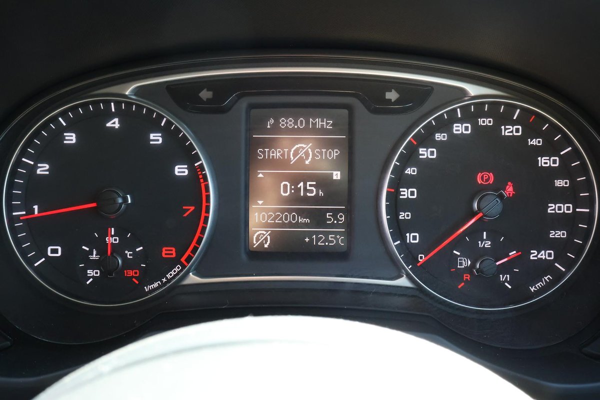 2013 Audi A1 Attraction 8X MY14 image 12