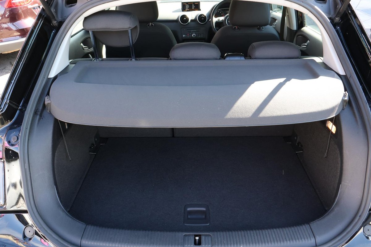 2013 Audi A1 Attraction 8X MY14 image 22