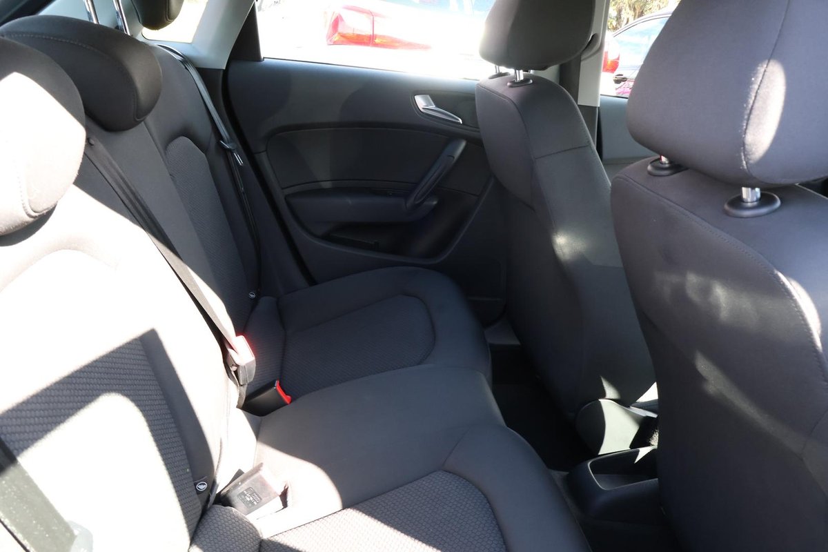 2013 Audi A1 Attraction 8X MY14 image 20