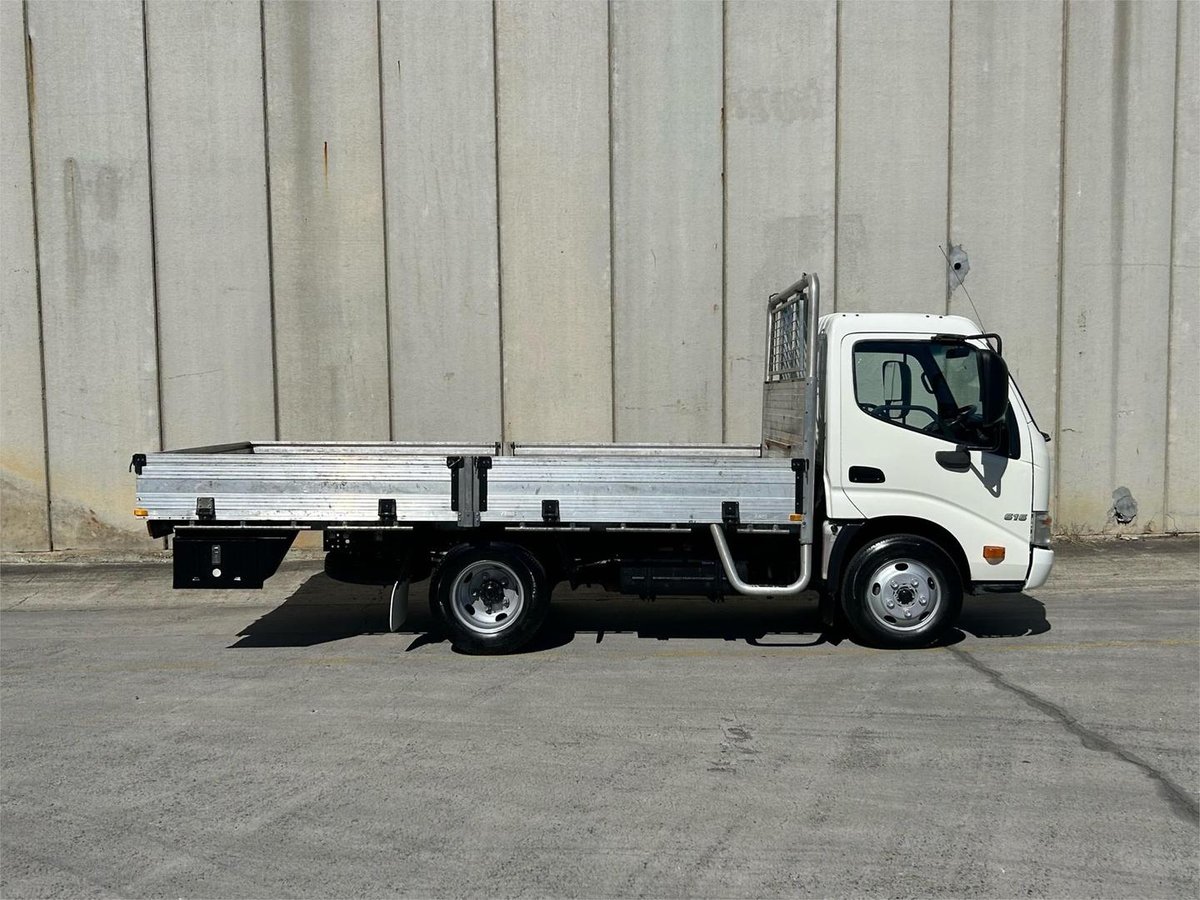 2013 Hino 300 616 image 7