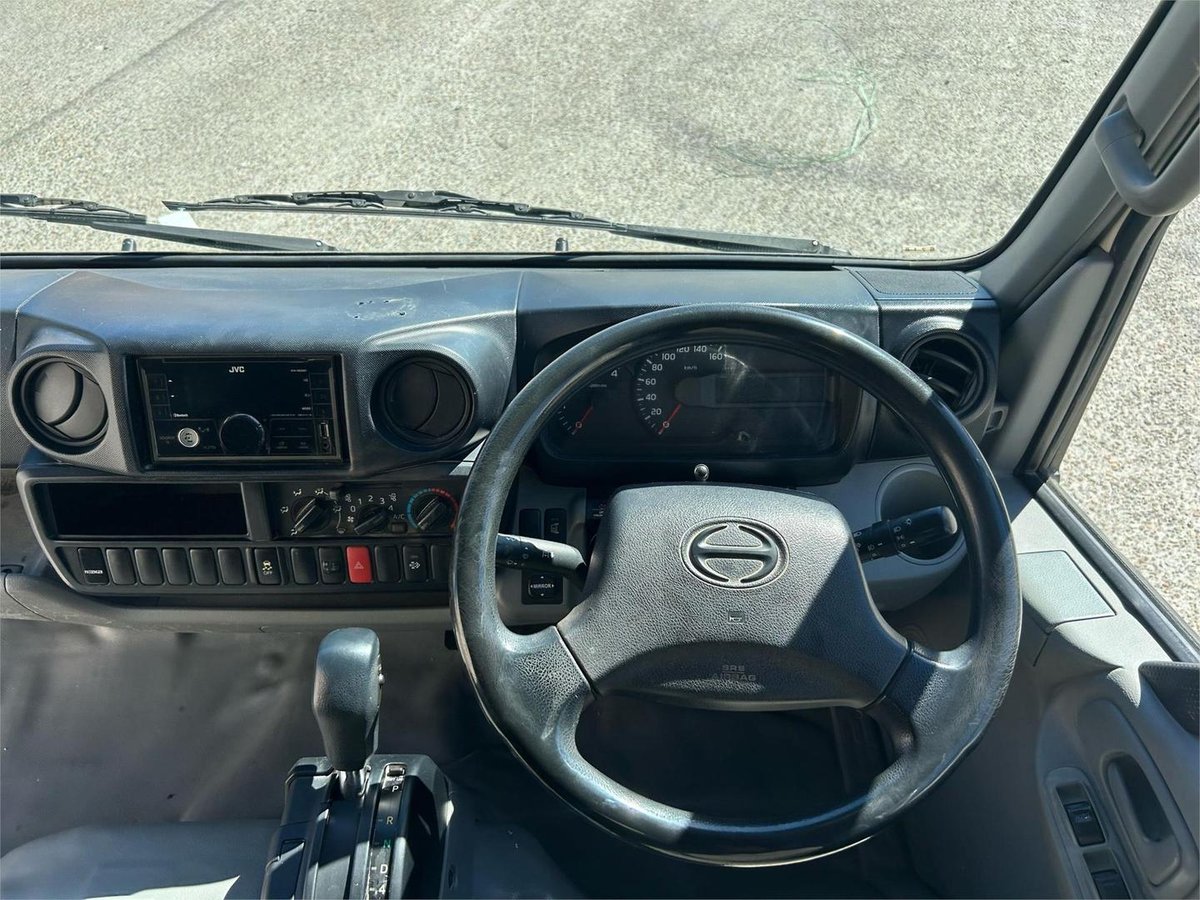 2013 Hino 300 616 image 12