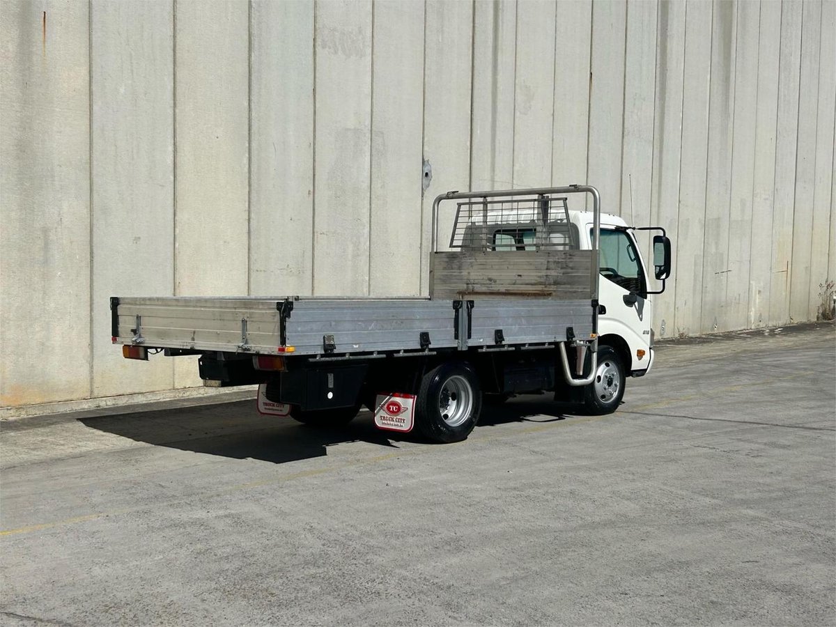2013 Hino 300 616 image 6