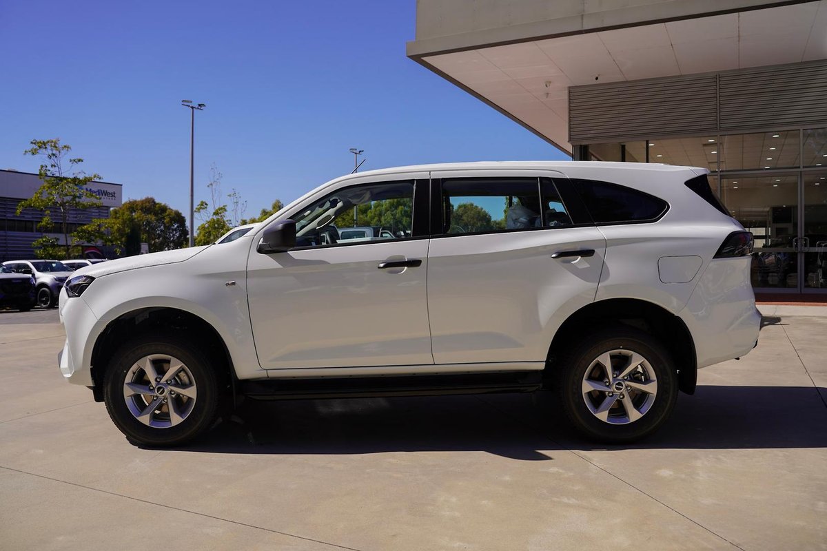 2025 Isuzu MU-X LS-M MY25.5 4X4 Dual Range image 6