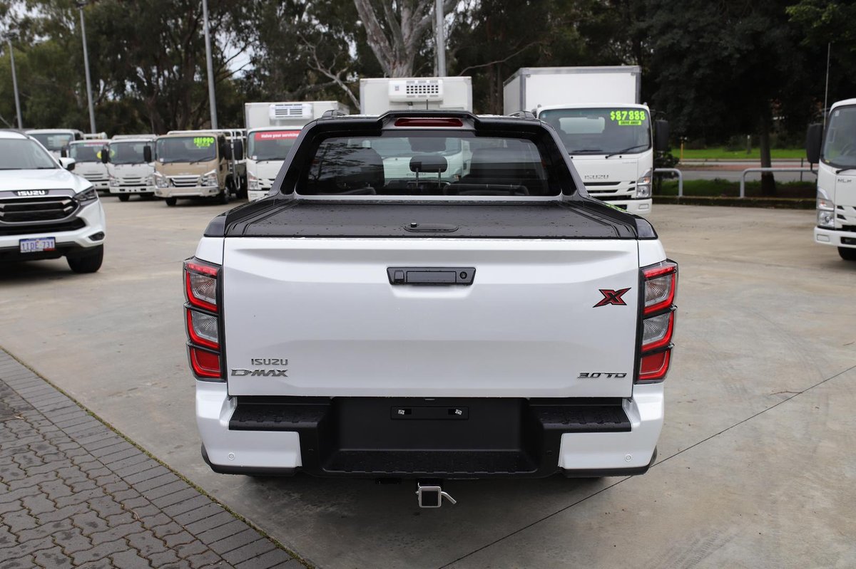 2025 Isuzu D-MAX X-TERRAIN MY25.5 4X4 Dual Range image 4