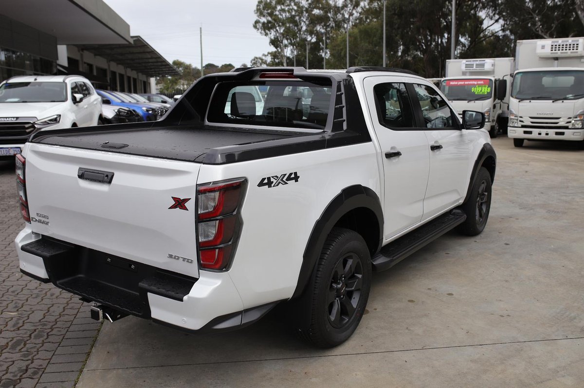 2025 Isuzu D-MAX X-TERRAIN MY25.5 4X4 Dual Range image 3