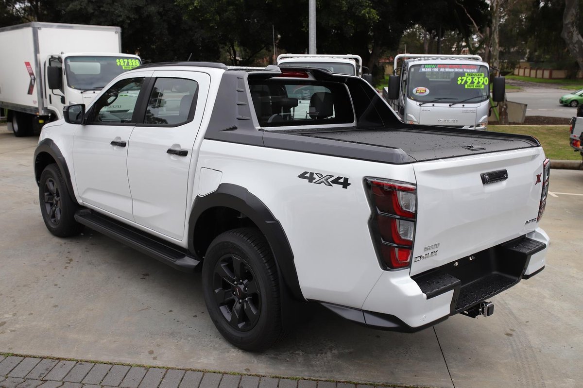 2025 Isuzu D-MAX X-TERRAIN MY25.5 4X4 Dual Range image 5