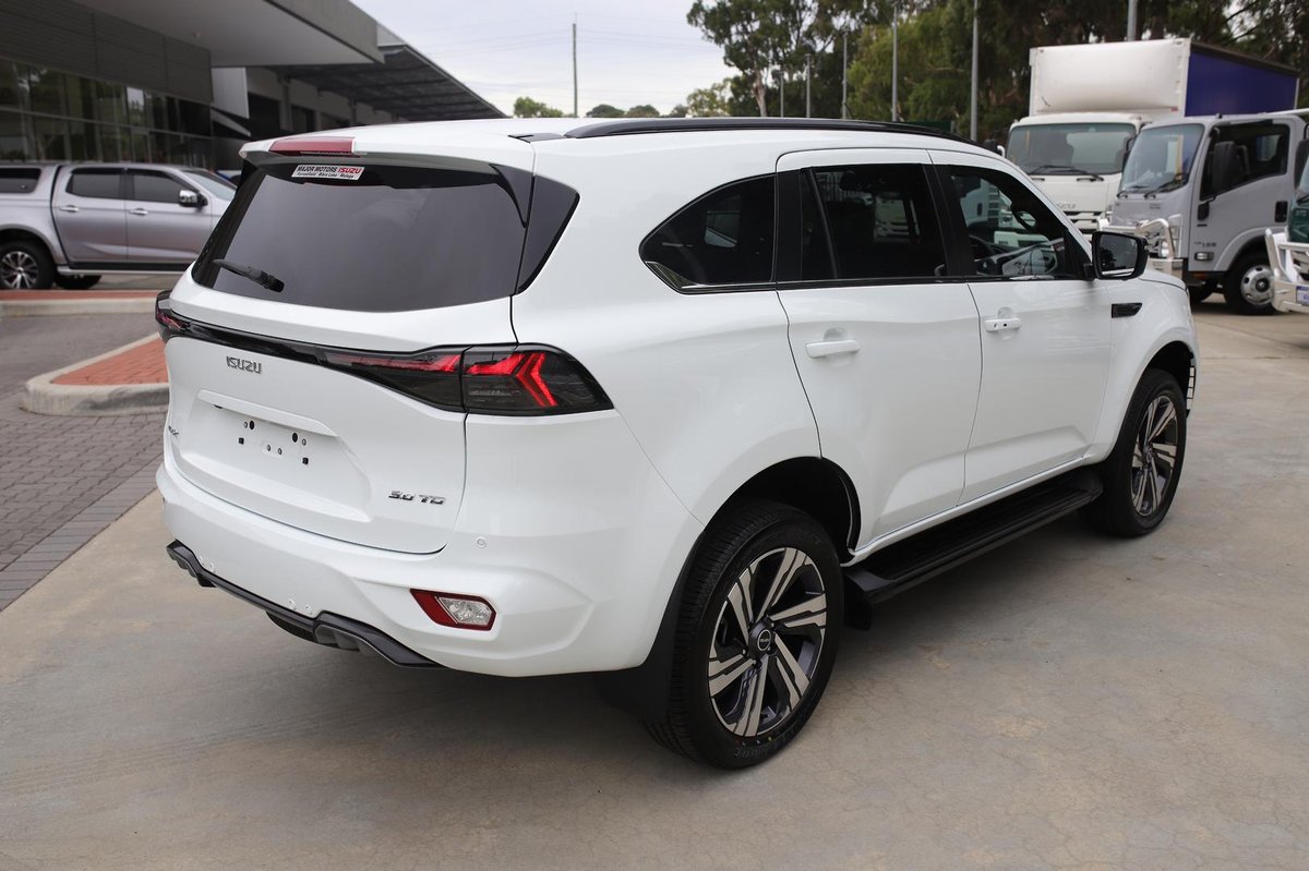 2025 Isuzu MU-X LS-T MY25.5 4X4 Dual Range image 3
