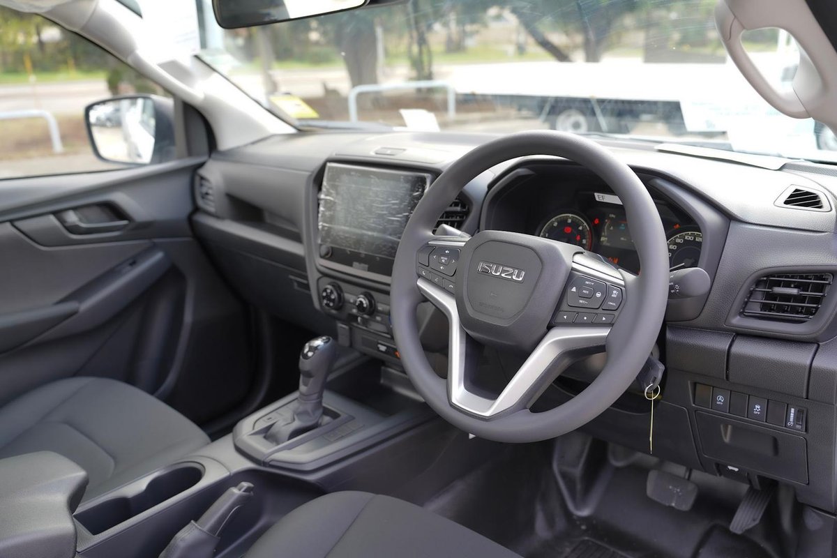 2025 Isuzu D-MAX SX High Ride MY25.5 4x2 image 15