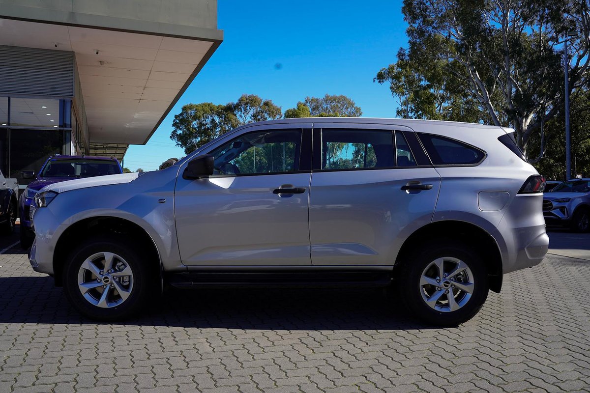 2025 Isuzu MU-X LS-M MY25.5 4X4 Dual Range image 6