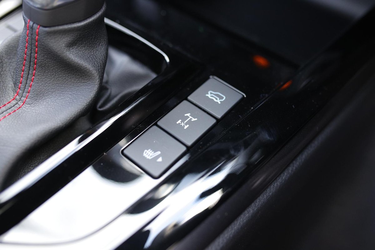 2025 Isuzu D-MAX X-TERRAIN MY25.5 4X4 Dual Range image 20