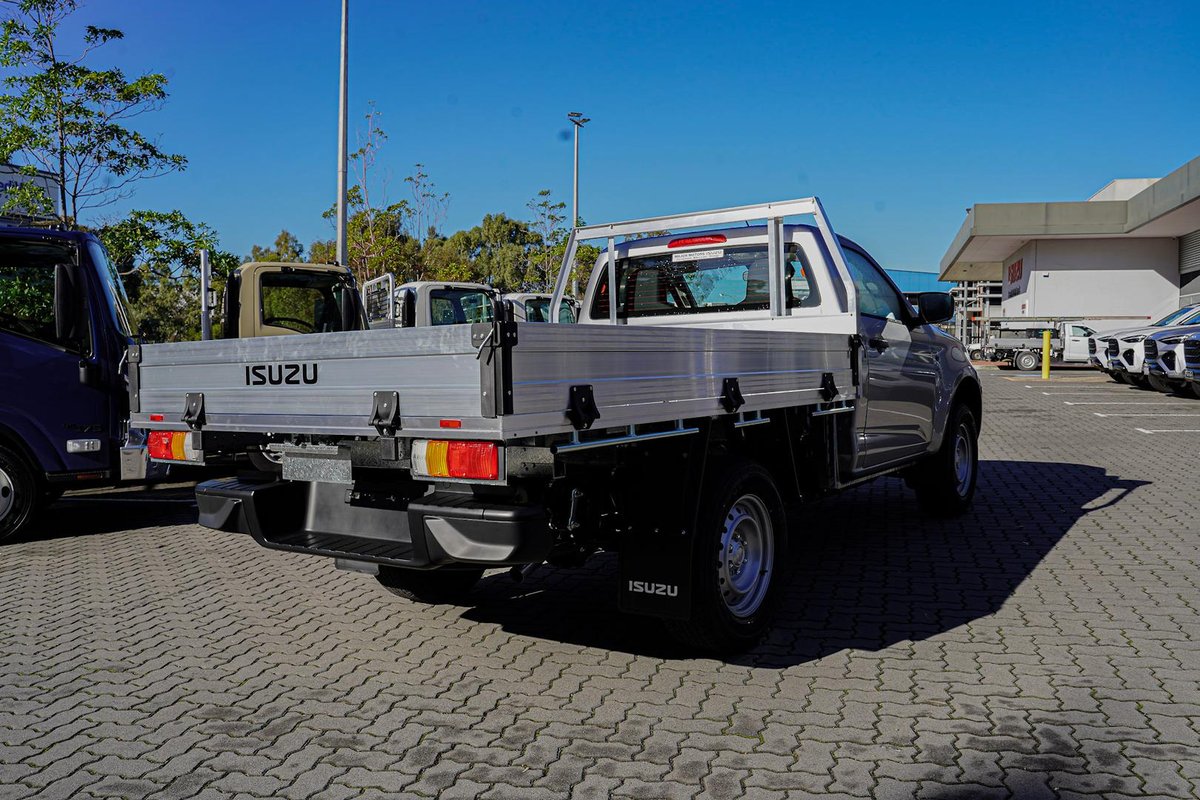 2025 Isuzu D-MAX SX High Ride MY25.5 4x2 image 3