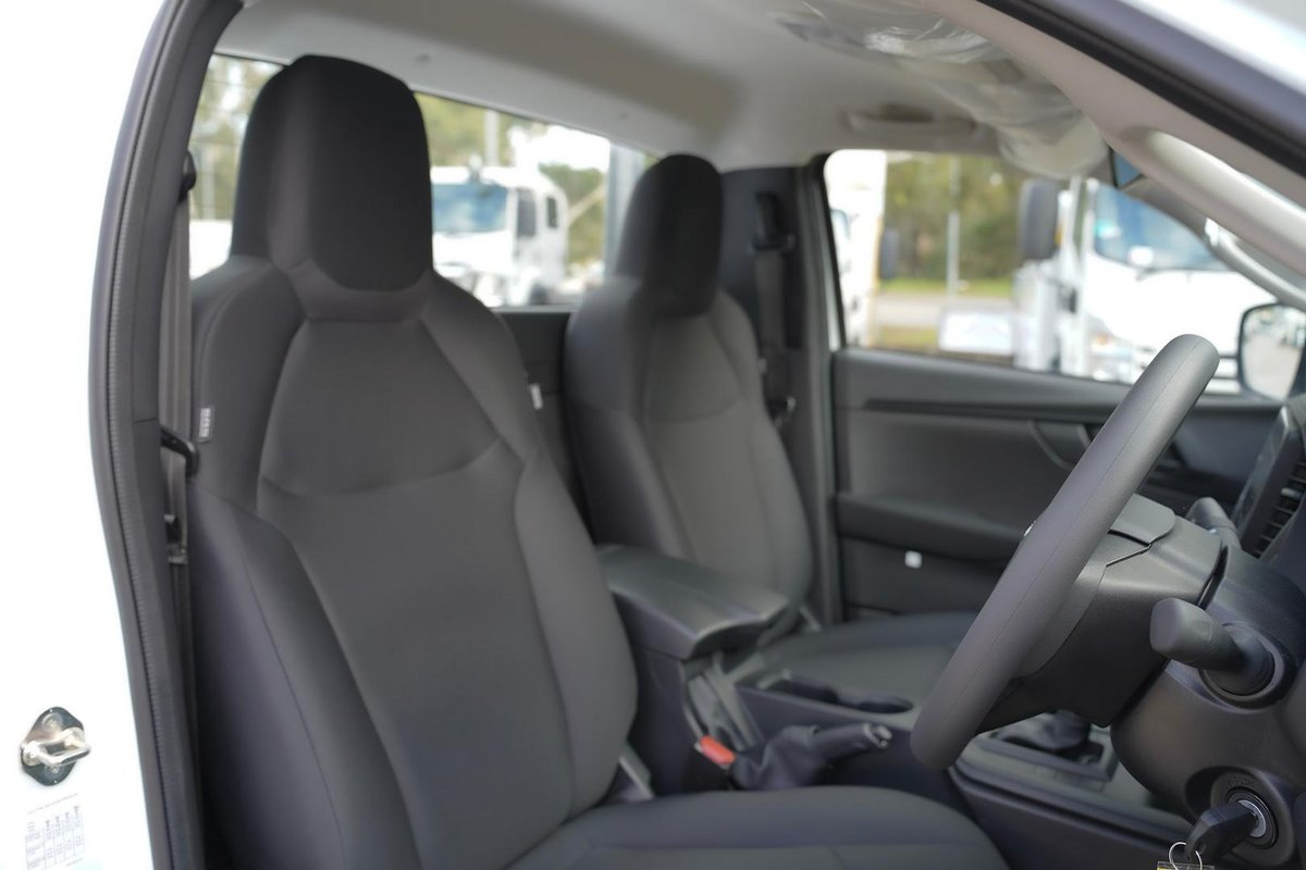 2025 Isuzu D-MAX SX High Ride MY25.5 4x2 image 14