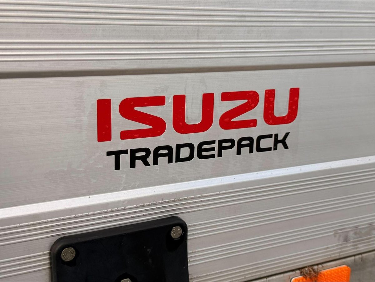 2022 Isuzu N Series NPR 45/55-155 AMT SWB TRADEPACK image 11