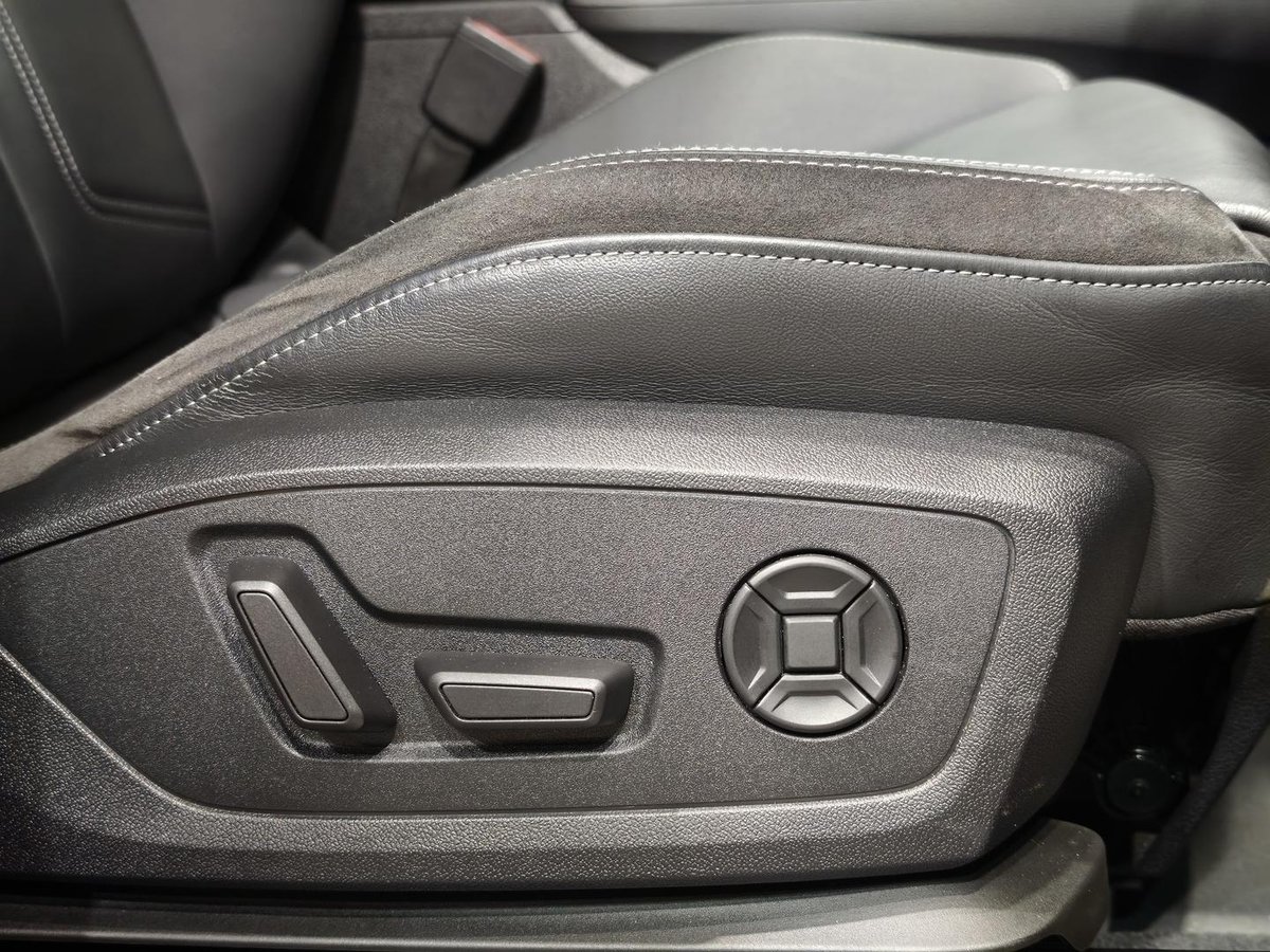 2021 Audi Q3 40 TFSI S line F3 MY22 Four Wheel Drive image 22
