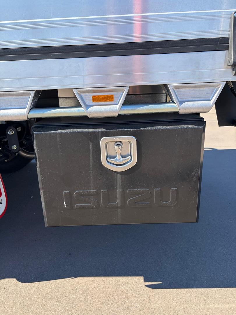2026 Isuzu N Series image 9