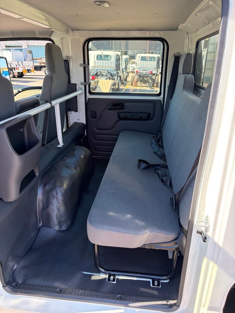 2026 Isuzu N Series image 11