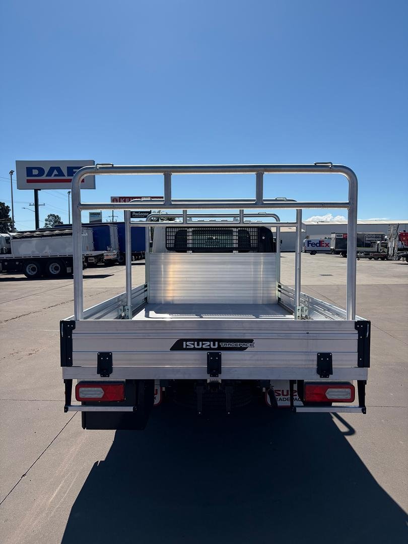 2026 Isuzu N Series image 7