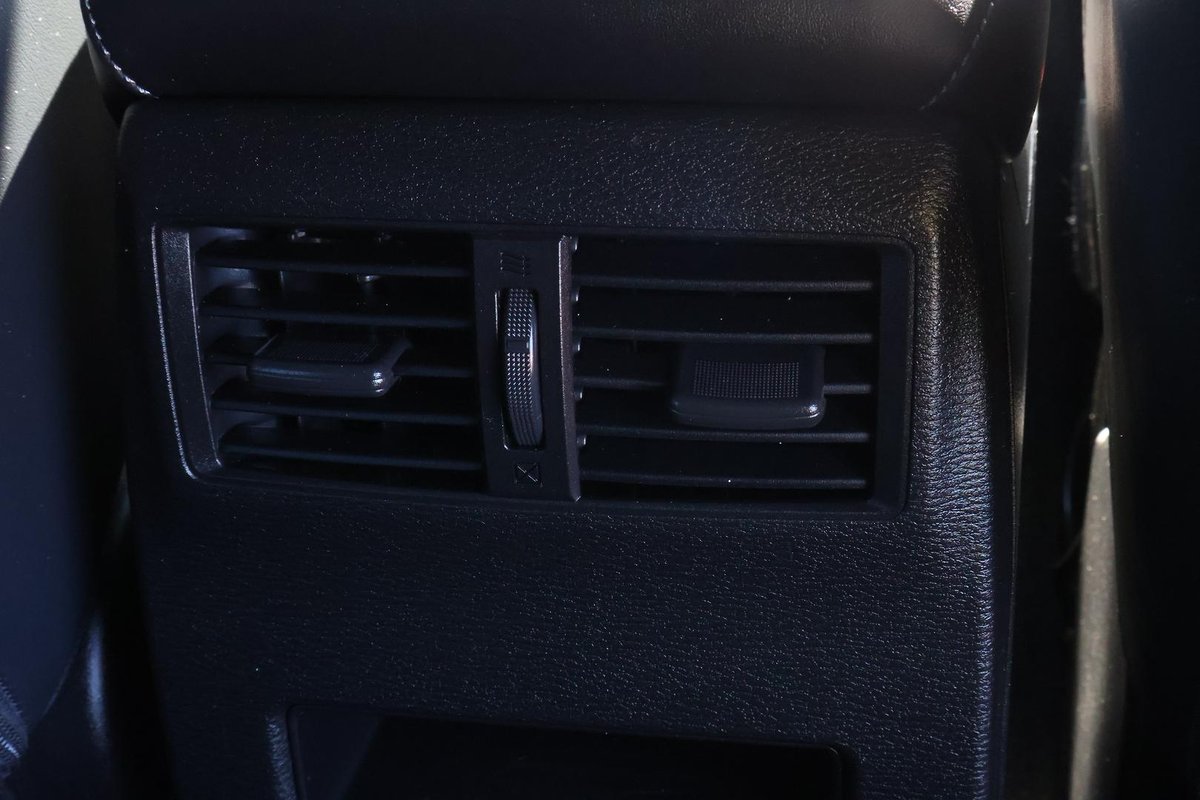 2023 Mitsubishi Outlander Black Edition ZM MY24 image 25