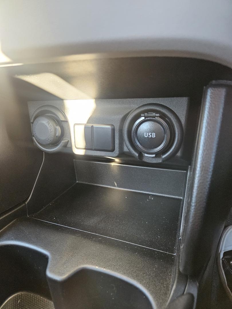 2026 Suzuki Swift Hybrid UZ image 15