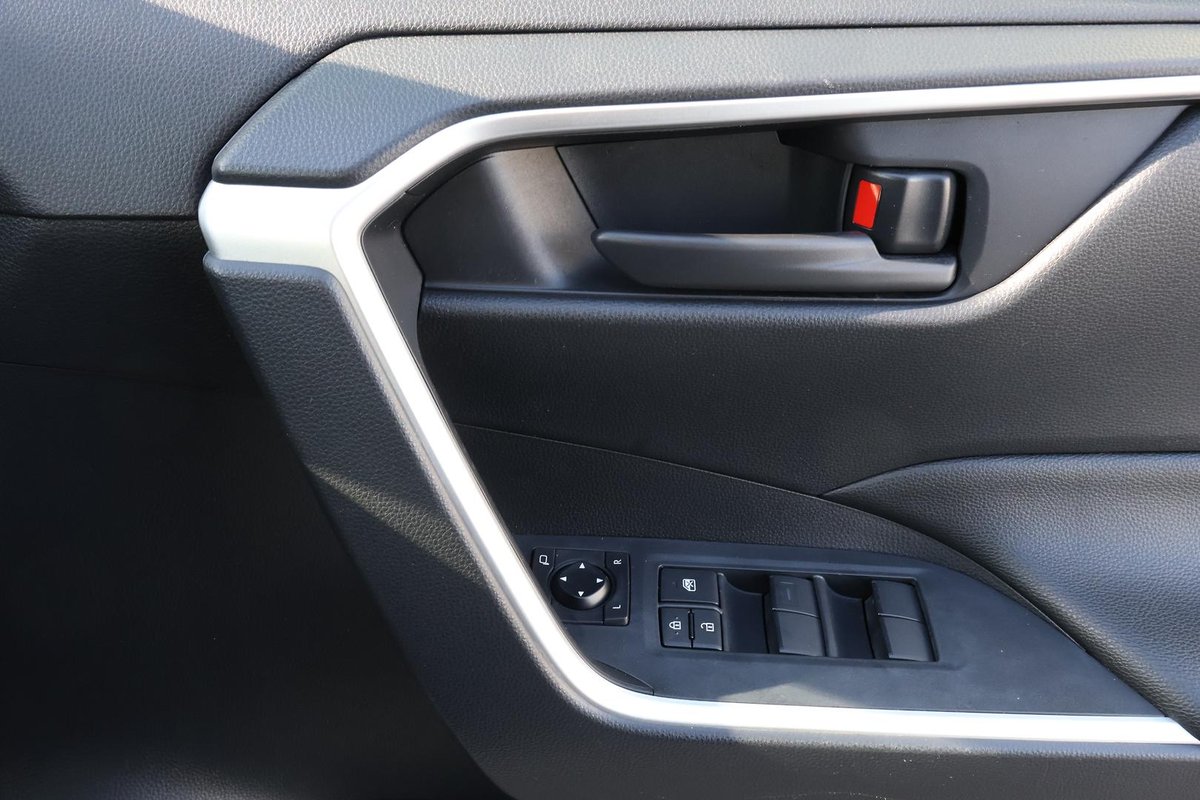 2021 Toyota RAV4 GX AXAH52R image 21