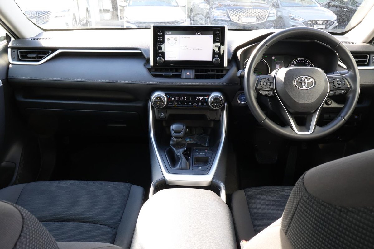 2021 Toyota RAV4 GX AXAH52R image 8