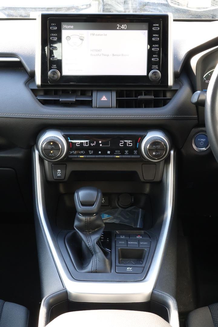 2021 Toyota RAV4 GX AXAH52R image 17