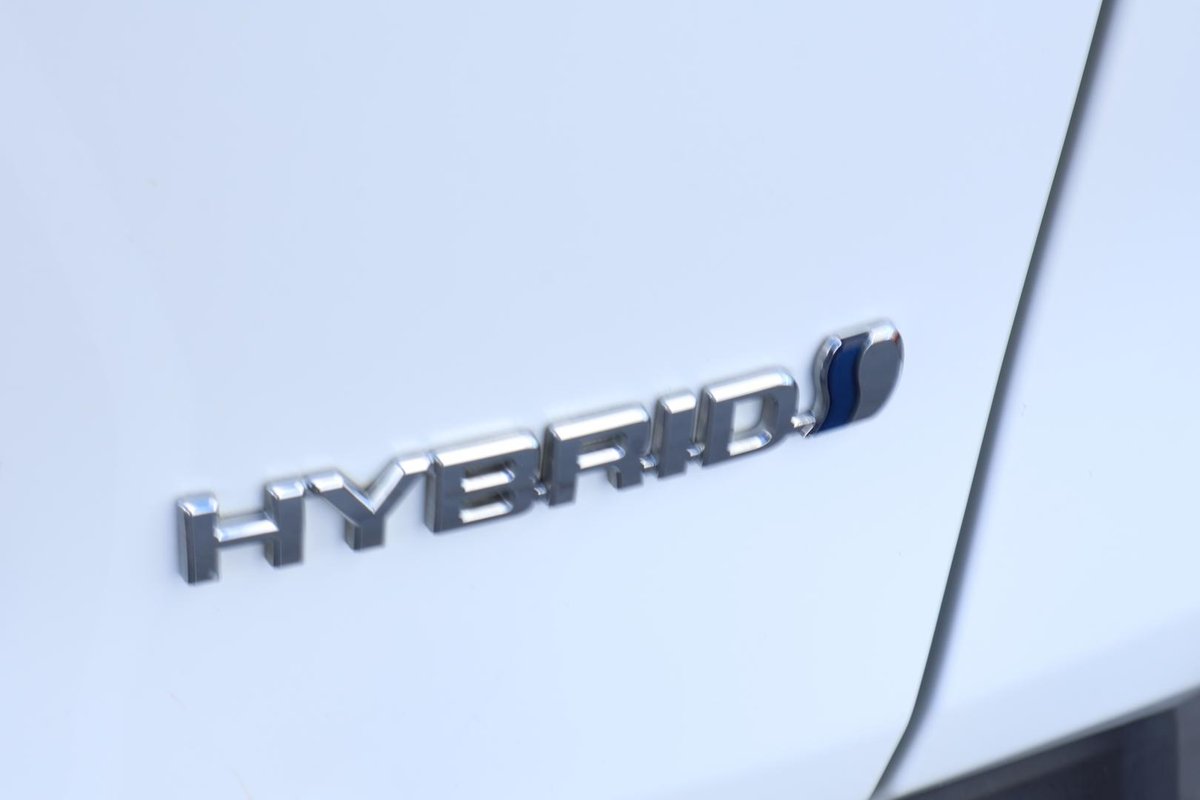 2021 Toyota RAV4 GX AXAH52R image 31